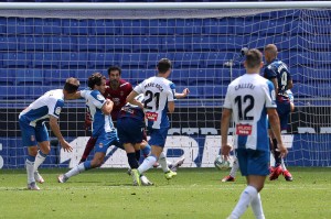  法甲黑马昂热连胜跻身欧战席位  