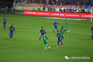  科隆主场十人应战，顽强逼平拜仁慕尼黑  