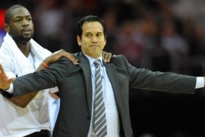  热火主教练斯波尔斯特拉续约三年  