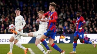  狼队韧性十足逼平曼城，防守反击成典范  